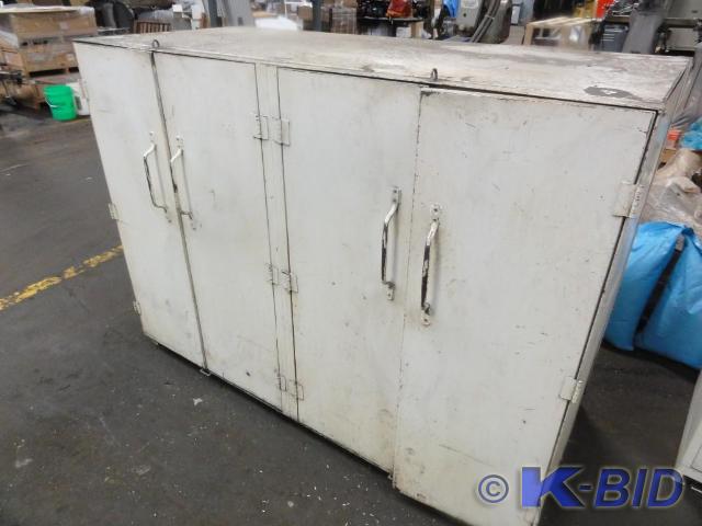 lot 16 image: Heavy Duty 4-Door Metal Cabinet 3-S...