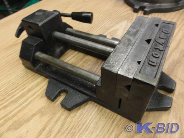 lot 167 image: Dayton 6 Speed Vise