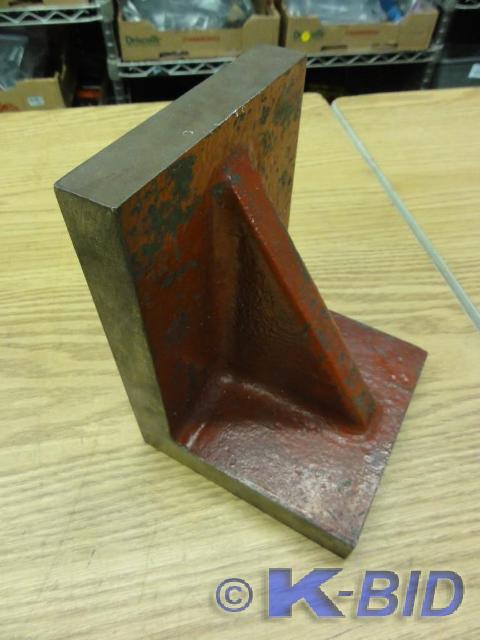 lot 170 image: Angle Plate 6 x 6 x 8