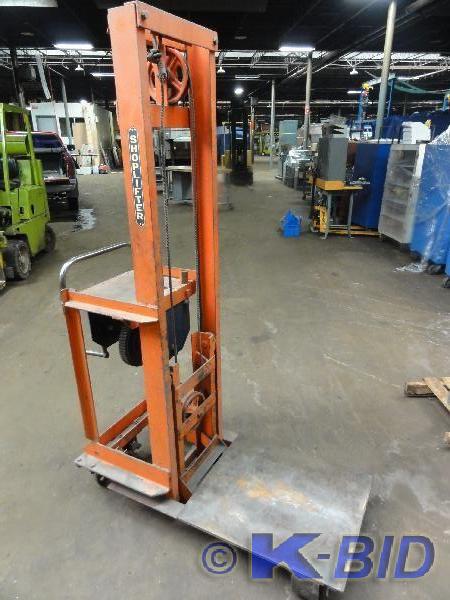 lot 219 image: Economy Engineering Shop Lifter Die...