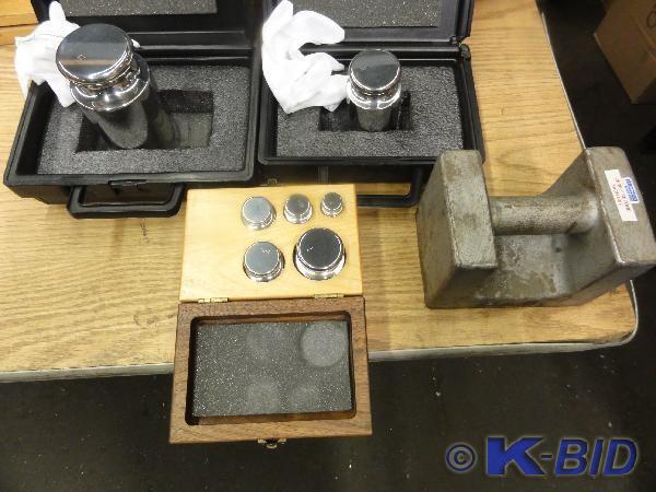 lot 276 image: (8) Precision Weights to include (...