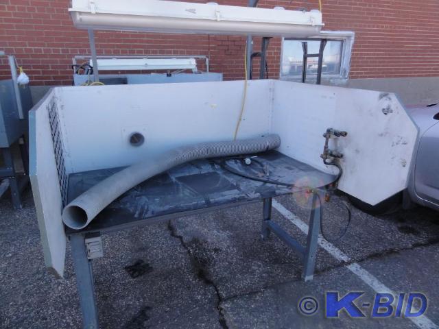 lot 299 image: Personal Workstation Bench 30 x 60...