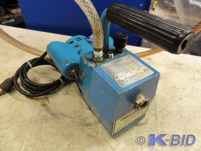 lot 351 image: GCA Precision Vacuum Pump Model DD2...