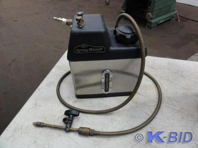 lot 354 image: Trico Spray Master Misting Unit