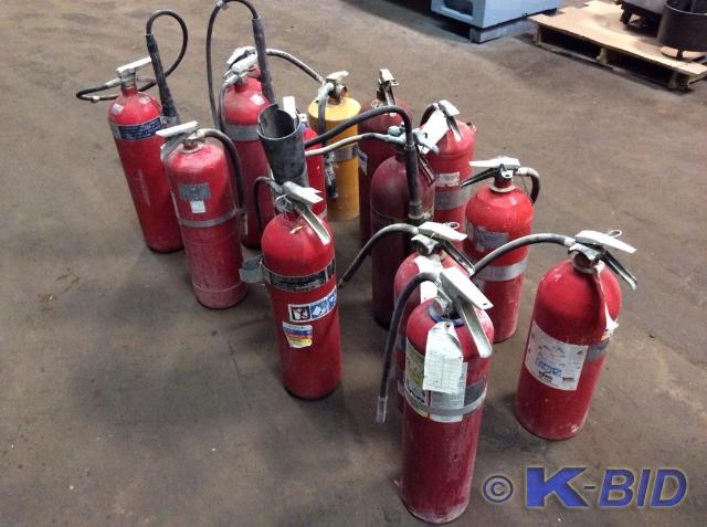 lot 404 image: (13) Fire Extinguishers