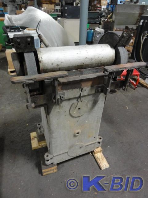 lot 507 image: Double End Pedestal Grinder 12 Whe...