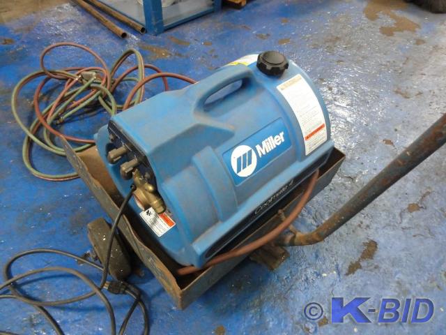 lot 513 image: Miller Coolmate 4 Water Coolant Sys...