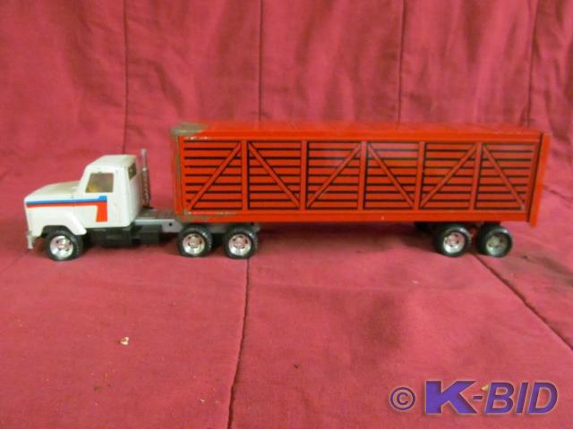 Ertl Livestock Truck and Trailer, 2...