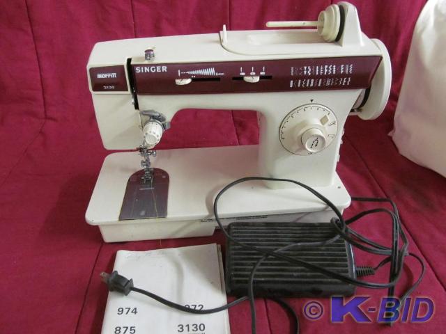 Singer Sewing Machine - Works