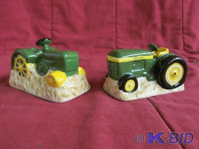 Set of John Deere Salt and Pepper S...