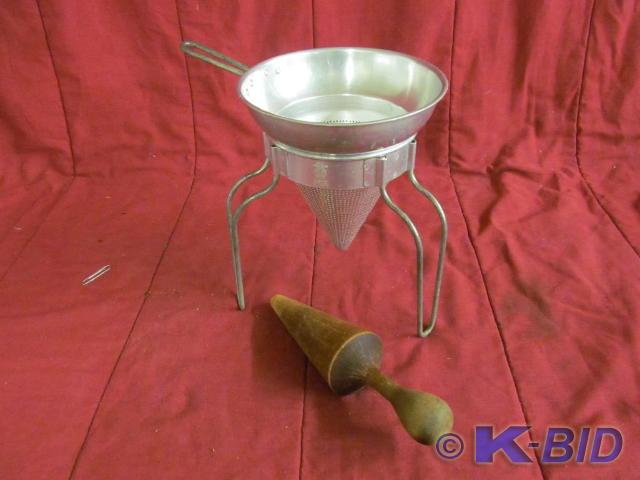 Vintage Ware Ever Aluminum Colander...