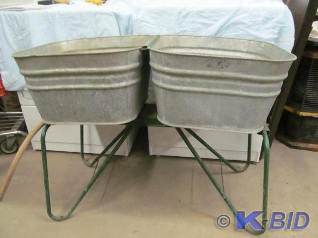 lot 119 image: Galvanized Wash Tubs on a Stand