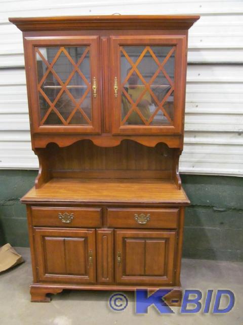 lot 142 image: Hutch - Glass Doors and Shelf on To...