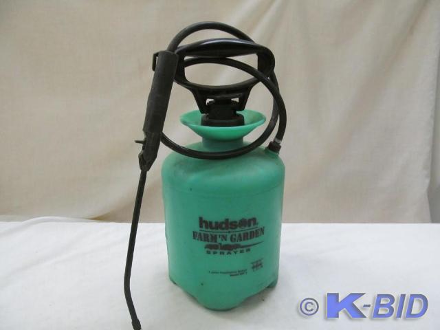 lot 161 image: Hudson Farm and Garden Sprayer
