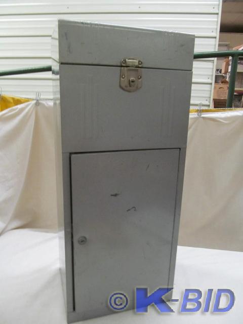 lot 165 image: Metal File Cabinet - No Keys - 30 ...