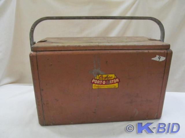 lot 196 image: Cronco Port-O-Rator Vintage Cooler