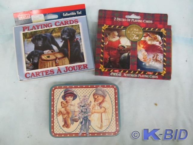 lot 28 image: Hoyle&nbspCollectible Tin and Play...