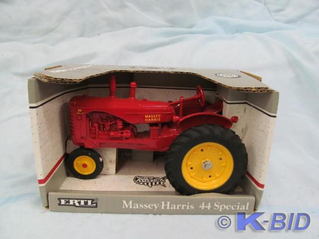 lot 42 image: Massey Harris 44 Special 116 Scale...