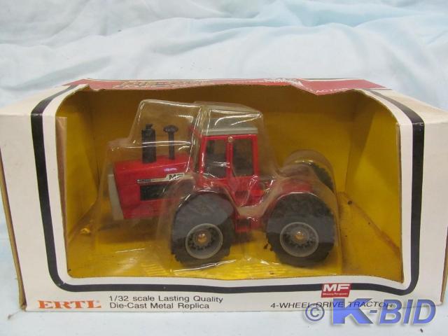 lot 45 image: Massey Ferguson 4880 132 Scale Die...