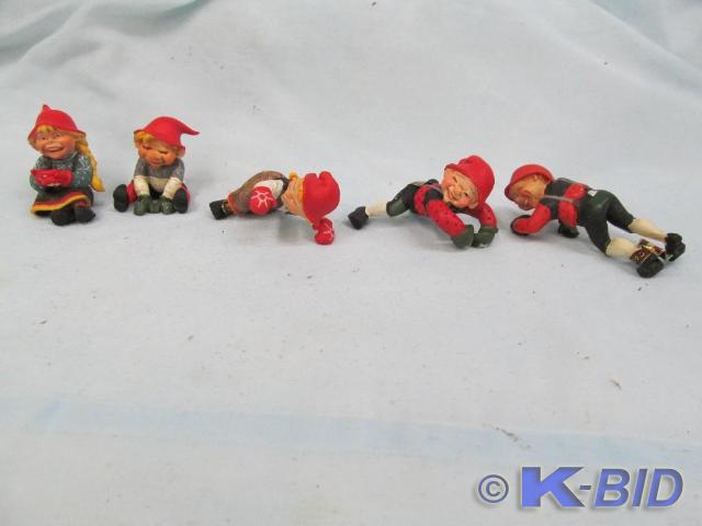lot 83 image: Hanging Elves From Norway (5)
