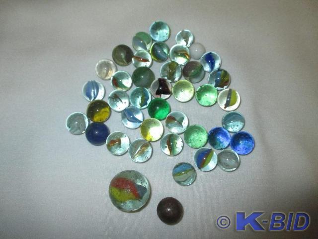 40 Marbles &amp 1 Shooter