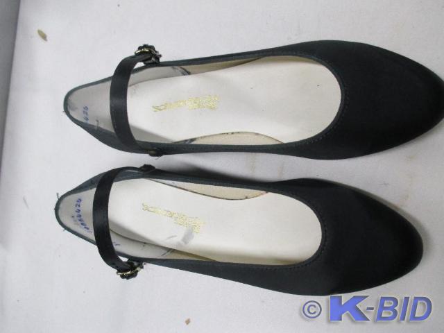Miss Coloriffics size 25m used&nbsp...