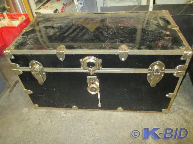 Metal Chest 30 l x 16 w x 16 h