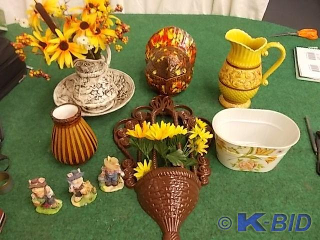 lot 12 image: Lefton Pitcher, Ceramic Bowl & ...