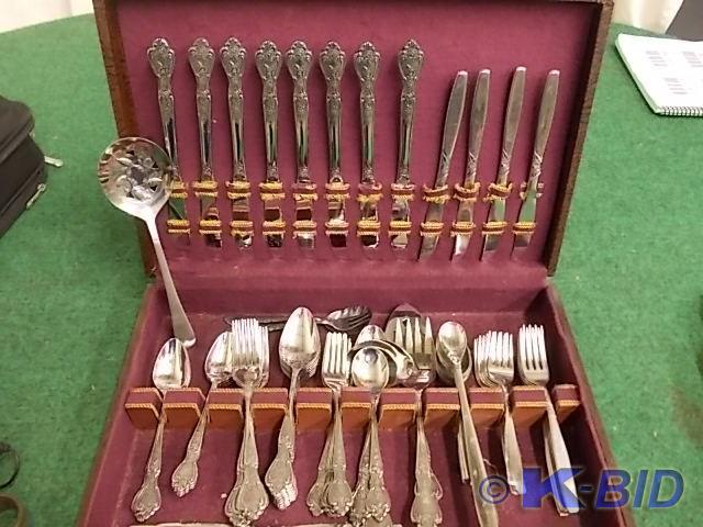 lot 17 image: Chest Of Assorted Flatware 