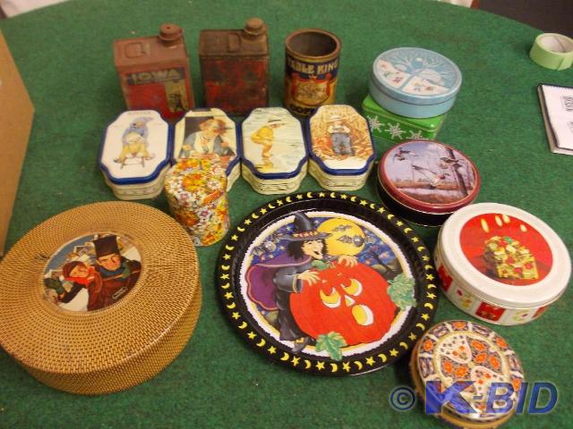 lot 31 image: Collection&nbspOf Vintage Tins