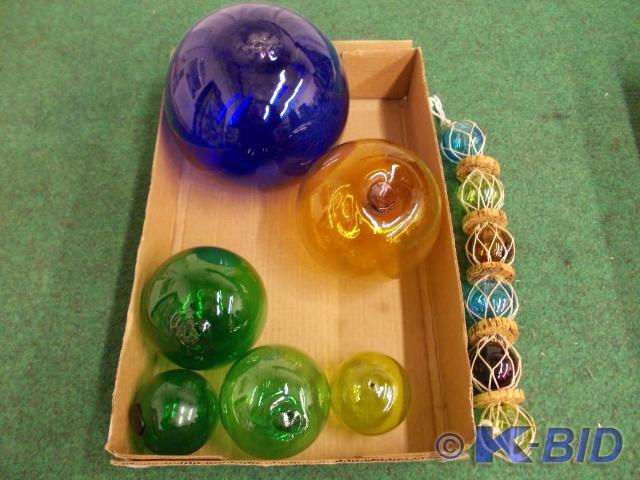 lot 46 image: Collection Of Vintage Blown Glass F...