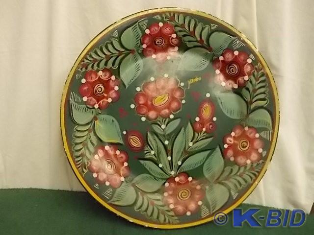 lot 5 image: Large Hand Painted Ceramic Platter ...