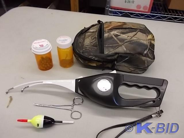 Pocket Fisherman, Hooks, Bobber, Si...