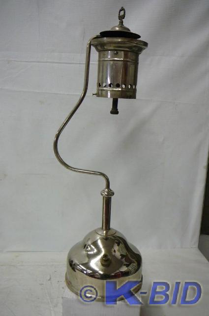 lot 12 image: Gas lantern no glob   Sold as is,...