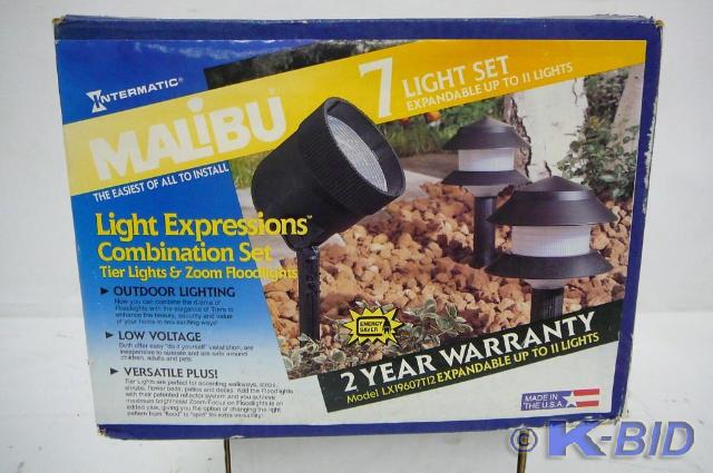 lot 9 image: Malibu out door lights  Low Vo...