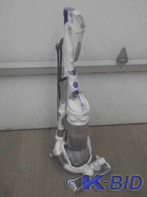 lot 11 image: Dyson DC-25 Blueprint Vacuum Cleane...