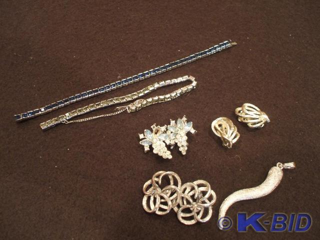 2 rhinestone bracelets, 2 blue and ...