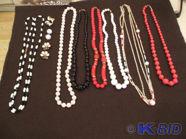 7 necklaces ( one is a set of silk ...
