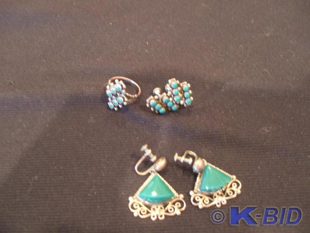 A Mexican sterling and dark green t...