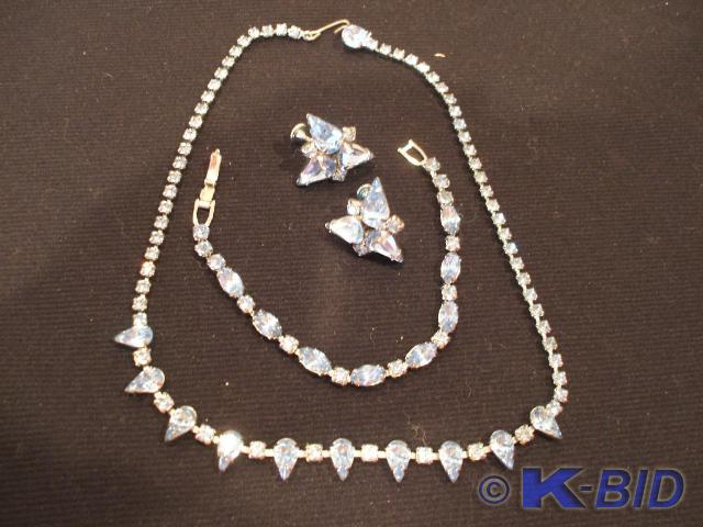 Vintage Weiss blue rhinestone jewel...