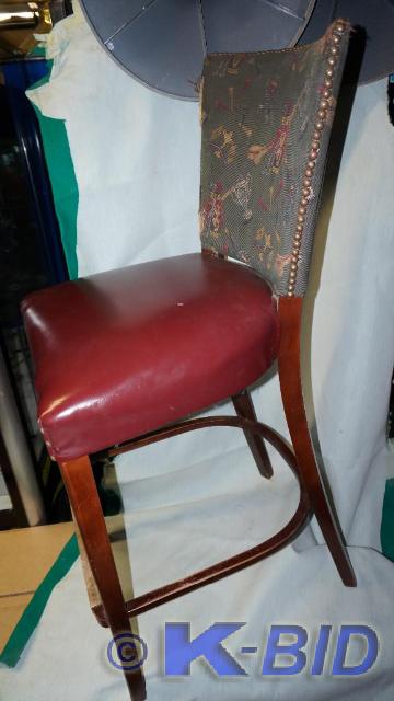 lot 20 image: Lot of 10 High top Chairs  Barstoo...