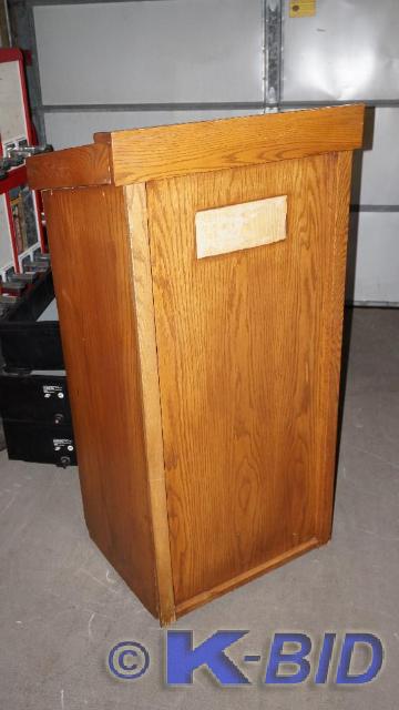 lot 24 image: Wooden Hostess Stand or Meeting Pul...