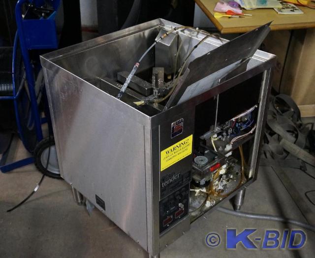 lot 27 image: Glastender Industrial Dishwasher GT...
