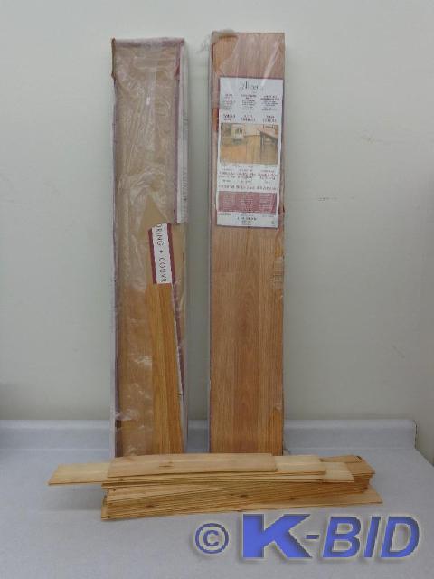 lot 28 image: Allegria Standard Light Oak Laminat...