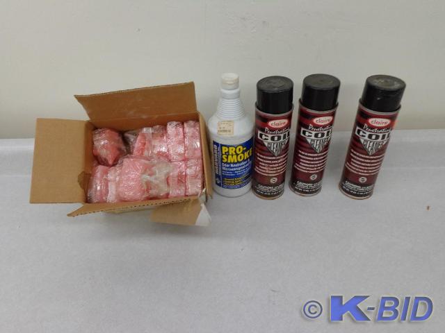 lot 50 image: Cleaning Supplies Toilet Hangers Pr...
