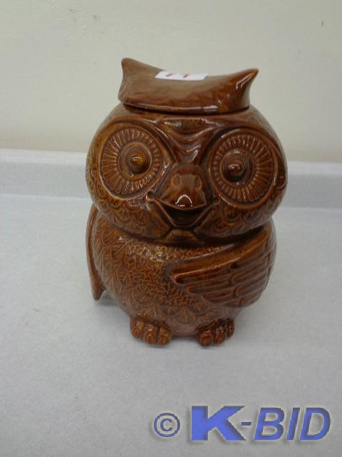 lot 79 image: Cookie Jar Glass Cookie Jar Shaped ...