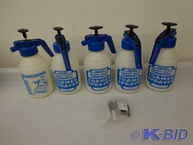 lot 87 image: Pump Up Yard Sprayer (Professional ...