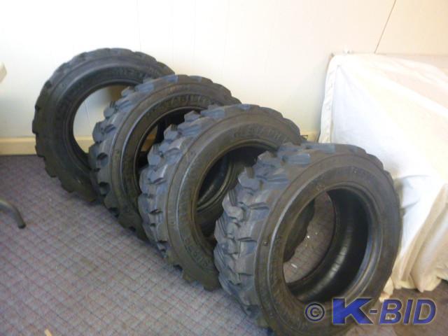 4 New Roadguider Skid Loader Tires ...