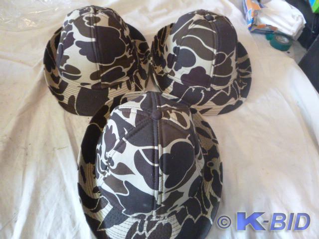 3 Camouflage Hunting Hats with Ear ...