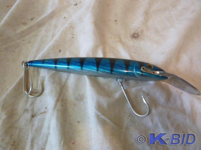 New Rattling Muskie Lure Offshore A...